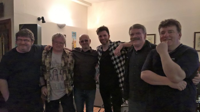 wp_20161015_01_56_45_pro-2